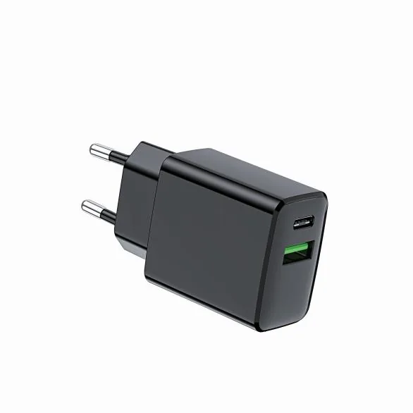 SUNDA HC-6 GaN wall charger in black with the EU plug and both ports on the front face